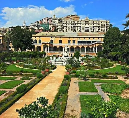 Casabolla In Front Of Acquario-centro Storico *